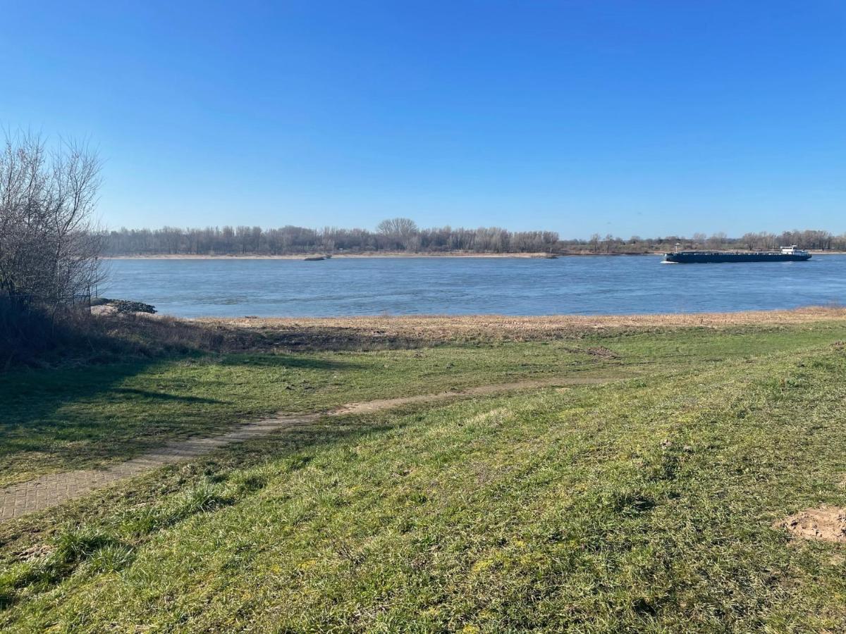 B&B Pompgebouw Aan De Rijn Tolkamer Zewnętrze zdjęcie